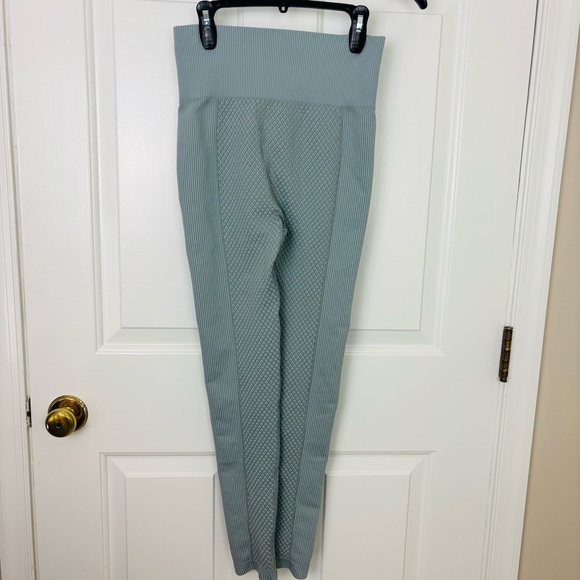 Bailey 44 Sport NWT Workout Set Leggings and Zip up Jacket Size Small - Picture 8 of 14